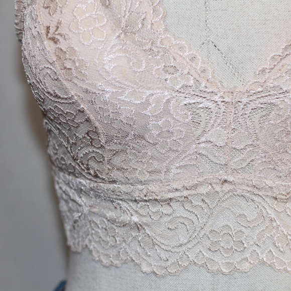 Smart & Sexy Lace Bra - Picture 8 of 16